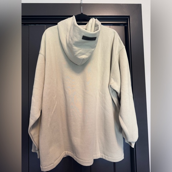NWT Essentials Fear of God hoody - Picture 7 of 9